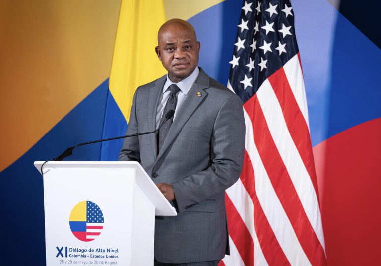 EE. UU. y Colombia: es hora de los mediadores, no de los escándalos